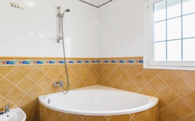 Casa Familiar La Lobita 1
