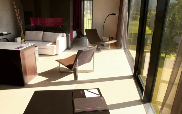Miura Hotel