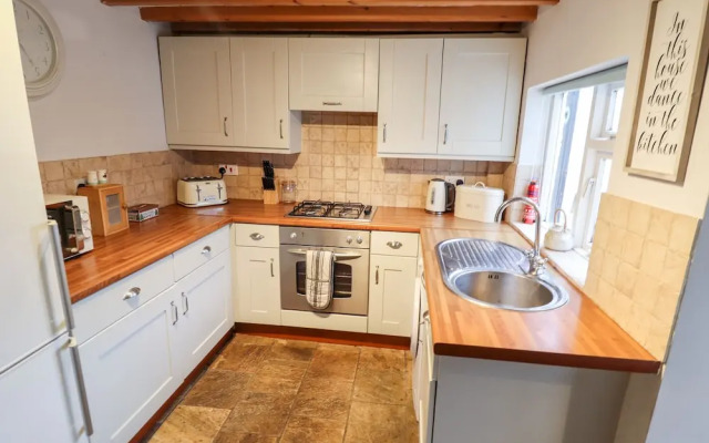 Thames Cottage