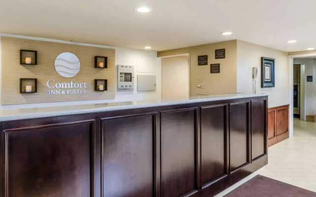 Comfort Inn & Suites