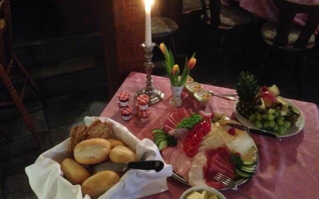 Gasthof & Pension Zum Saalestrand