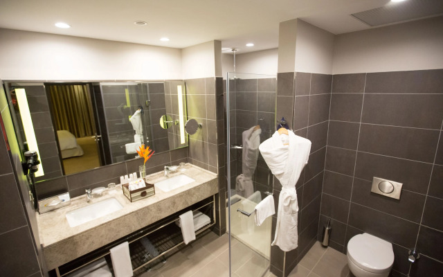 Radisson Blu Hotel, Abidjan Airport