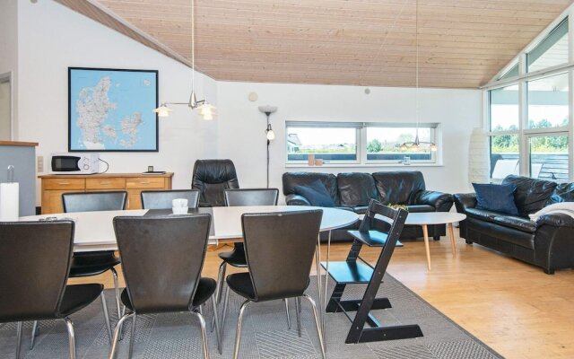 8 Person Holiday Home in Hemmet