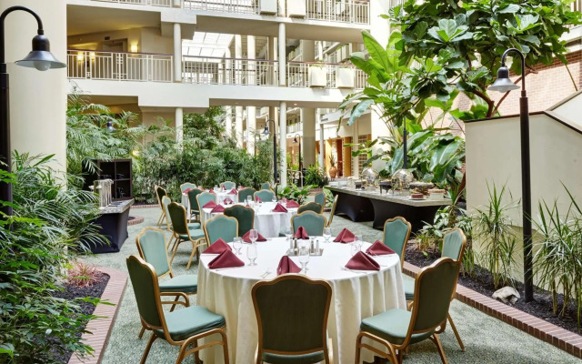 Embassy Suites by Hilton Parsippany