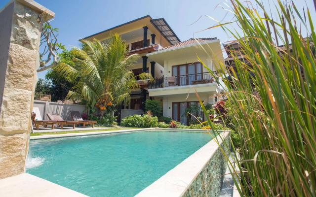 Puji Bungalow & Hostel
