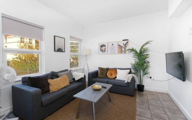 West Ealing SVD Apt. - 2 Bedroom 2 Bath