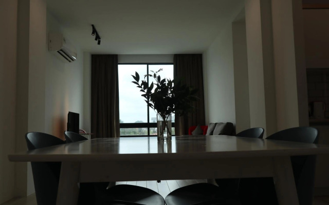 Zen66 @ Roxy Serviced Apartment