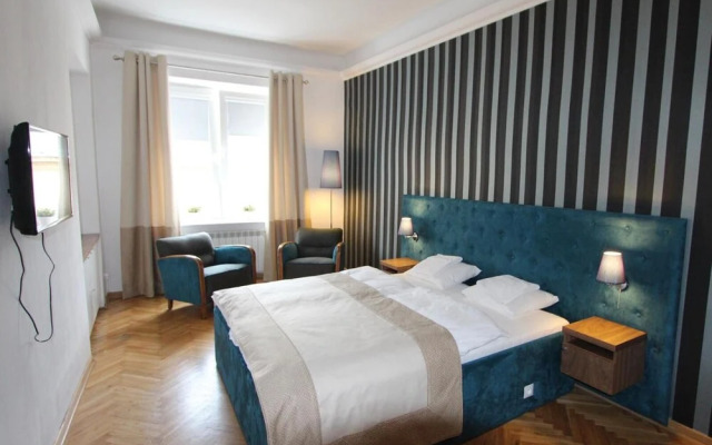 Hostel Chmielna 5 Rooms & Apartments