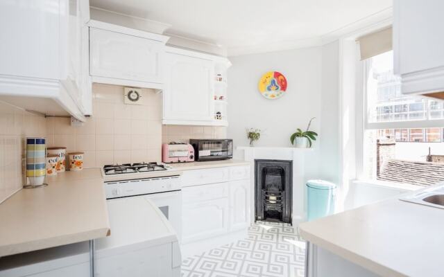 Stylish 1 Bedroom Flats Covent Garden