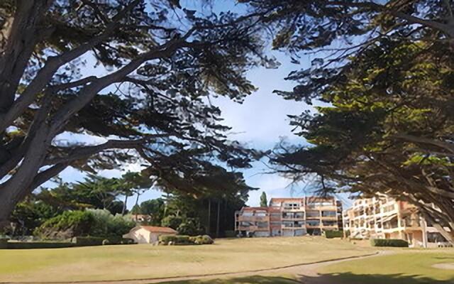 Appartement en RDC avec terrasse face a la mer