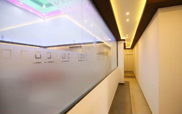 OYO 10152 Rail View Residency
