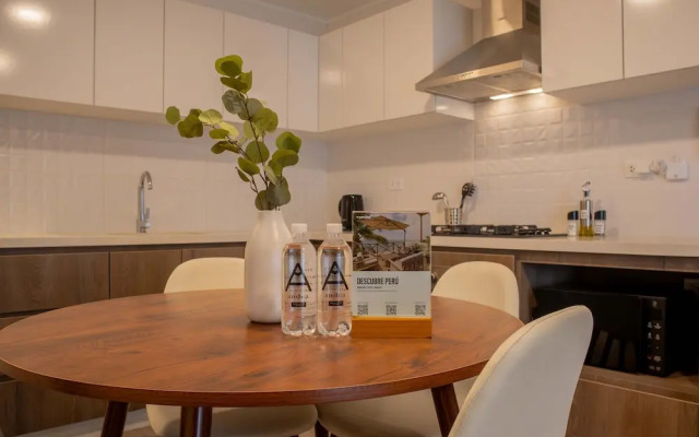 w Majestic 2BR w Balcony in Miraflores