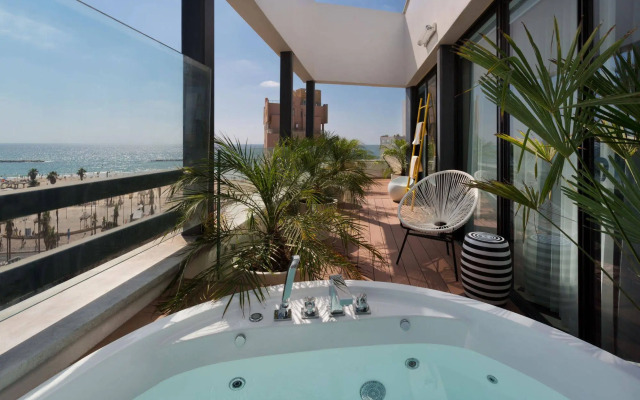 Brown Beach House by Brown Hotels