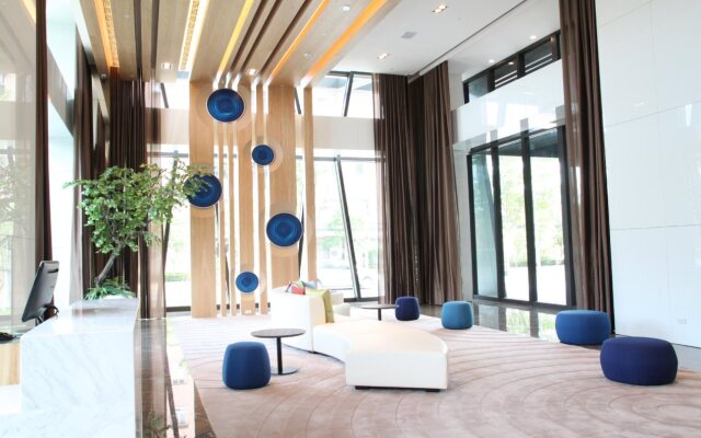 Lakeshore Hotel Yilan