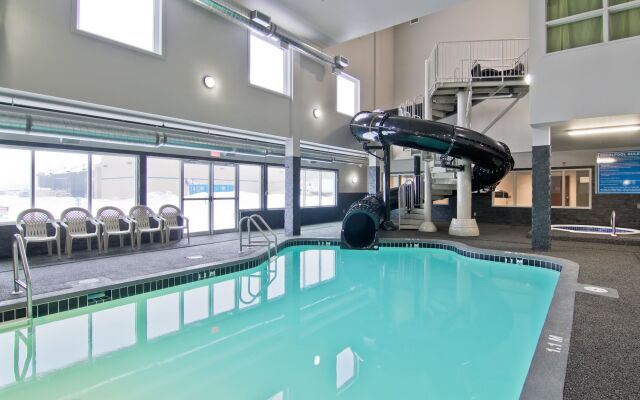 Home Inn and Suites Regina Airport