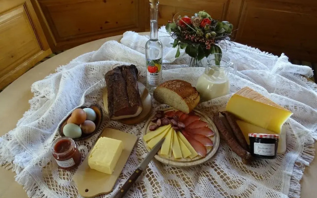 Pleasant Apartment in Hopfgarten near Ski Area