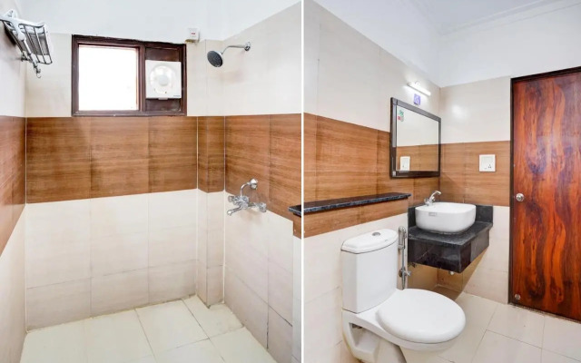 OYO Rooms Railway Station Raja Road 1