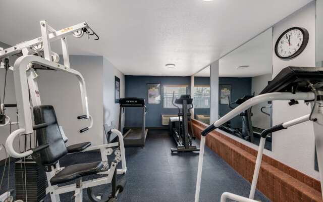 Quality Inn & Suites Artesia