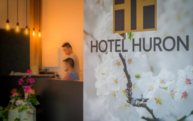 Hotel Huron