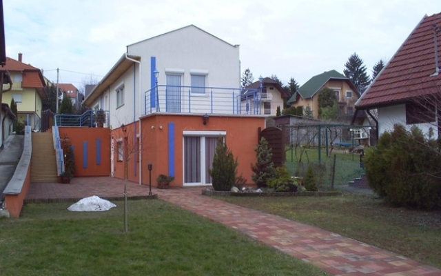 Andrea Apartmanok