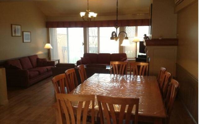 Les Chalets Mont-Sainte-Anne