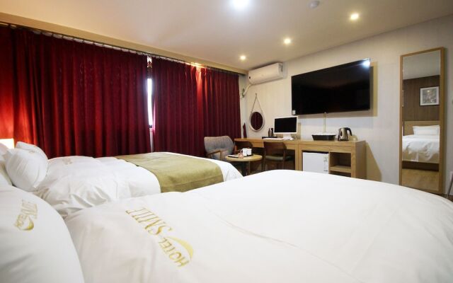 Smile Hotel