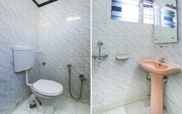 OYO 49253 Raja Residency