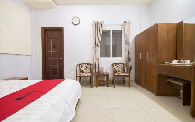 Reddoorz Near Saigon Zoo 3