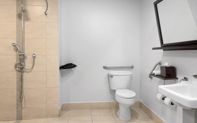 Holiday Inn Express San Jose Forum by IHG