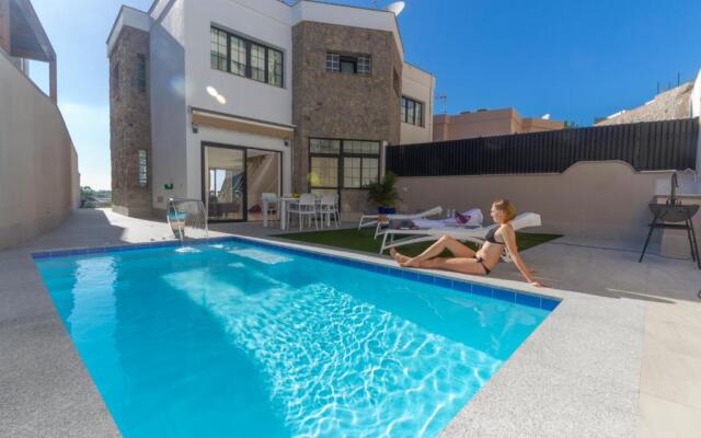 Villa Amadores N6