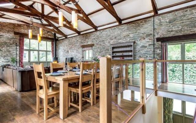 Mill Barn, Woolston