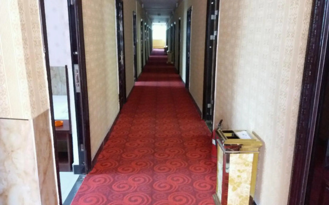 Xianyang Xingfu Hotel