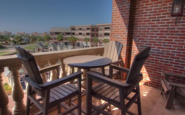 Weston - 3 Br Condo