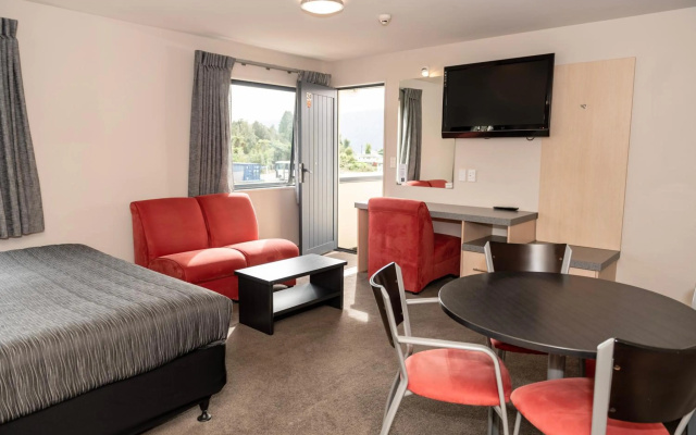 Bella Vista Motel Fox Glacier – Guest Rooms – Fox Glacier
