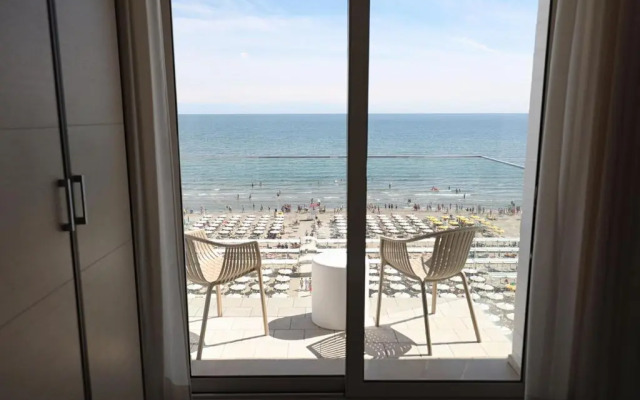 Daniel's Hotel