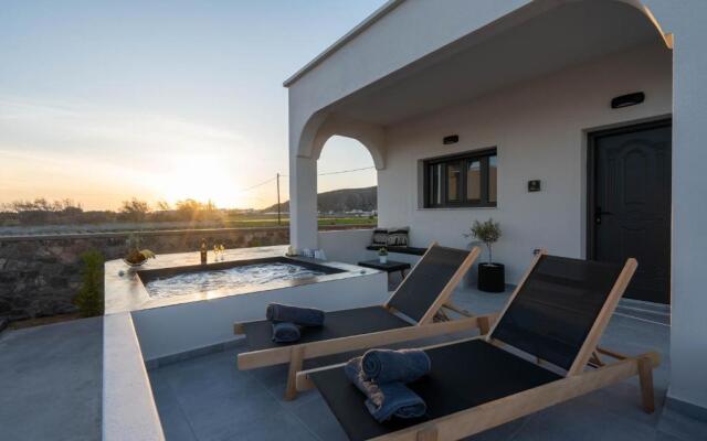 Almira Luxury Suites