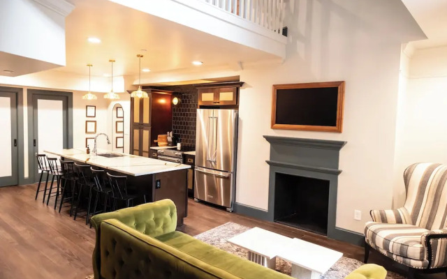 The Gas Lamp Hotel - 3BR Suite -Edison