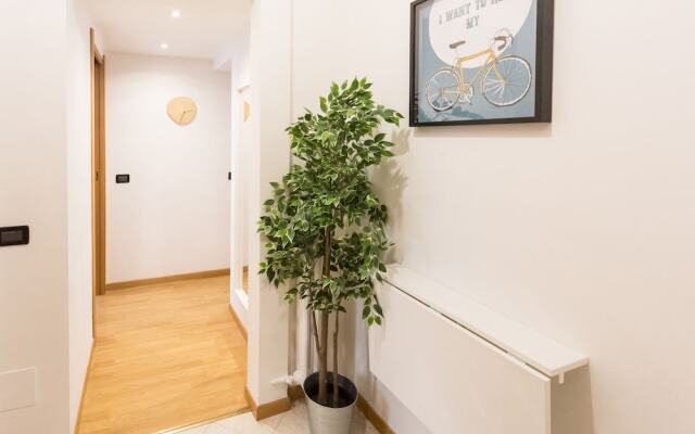 Sweet 2 Bedrooms Home in Milan Center