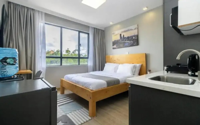 Studio Apartment by Away Homes Rentals