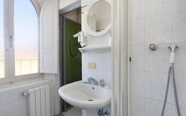 Art Hotel Pietrasanta