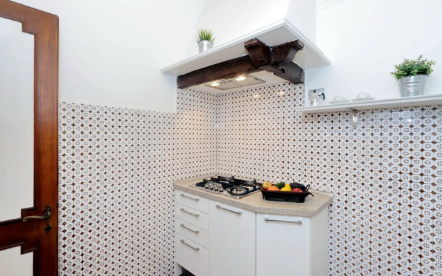 Giulia Charme - My Extra Home