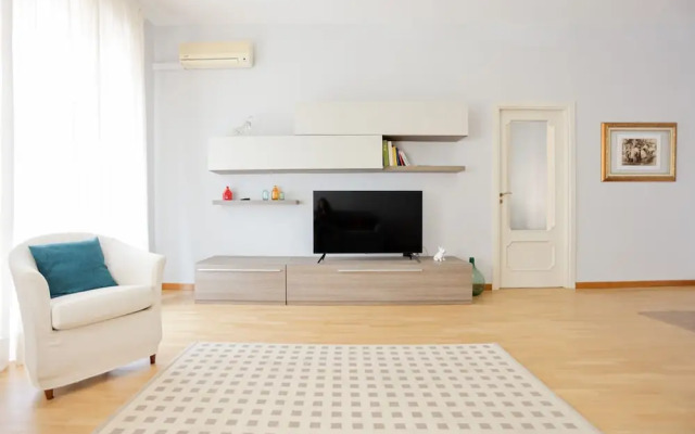 Riviera di Chiaia 207