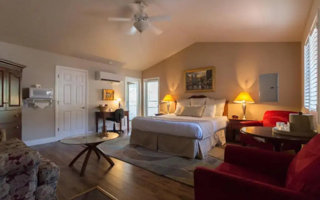 Grass Valley Courtyard Suites