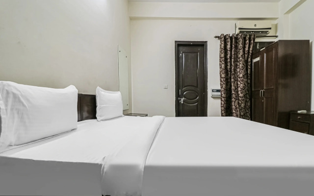 Devine Stay By OYO Rooms