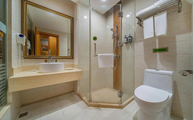 Vienna Hotel (Shenzhen Tianbao Road)