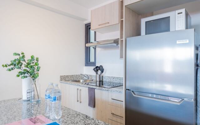 w Beautiful Loft in Santa Ana