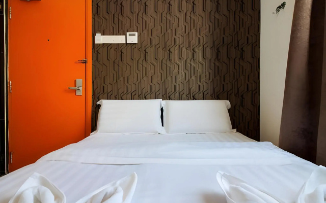 1 Hotel Taman Connaught