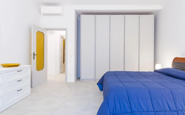 Casana on Christmas Alley by Napoliapartments