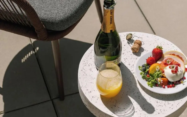 Marriott Bonvoy Sonder Bryant Apartments LoHi