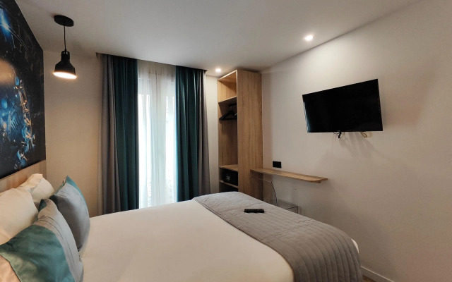 Atelier Montparnasse Hotel